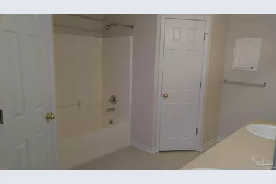 4851 Jaimee Leigh Dr, Milton, FL 32570 - Photo 9