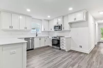 412 Bremen Ave, Pensacola, FL 32507 - Photo 9