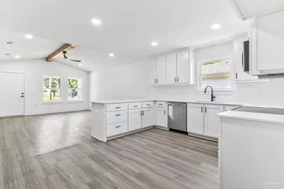 412 Bremen Ave, Pensacola, FL 32507 - Photo 11