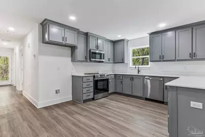 404 Bremen Ave, Pensacola, FL 32507 - Photo 11