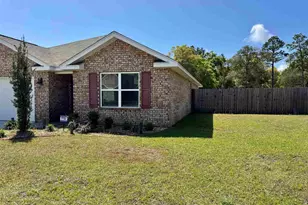 6395 Churchill Cir, Milton, FL 32583 - Photo 3