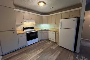 3208 F Redwood Ln, Gulf Breeze, FL 32563 - Photo 11