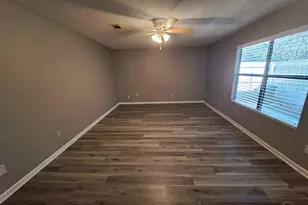 2301 Michigan Ave, Pensacola, FL 32526 - Photo 3