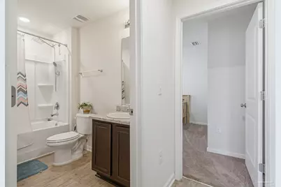 5768 Blackhorse Cir, Pensacola, FL 32526 - Photo 9