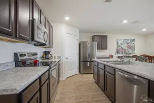 5768 Blackhorse Cir, Pensacola, FL 32526 - Photo 25