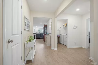 5768 Blackhorse Cir, Pensacola, FL 32526 - Photo 17