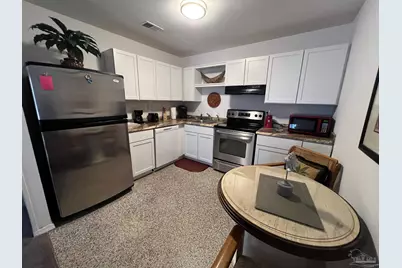 1307 Redwood Ln #G, Gulf Breeze, FL 32563 - Photo 7