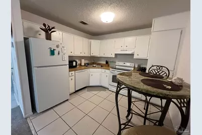3202 Redwood Ln #F, Gulf Breeze, FL 32563 - Photo 9