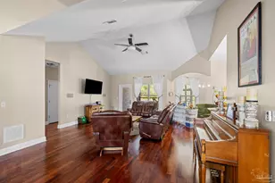 3504 Topaz Cir, Navarre, FL 32566 - Photo 15