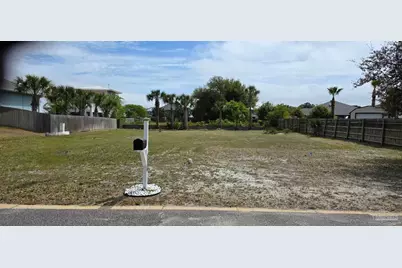 5556 Grande Lagoon Ct, Pensacola, FL 32507 - Photo 3