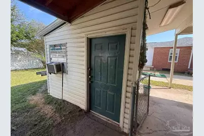 408 Labree Rd, Pensacola, FL 32507 - Photo 7