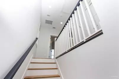 910 W Jackson St, Pensacola, FL 32501 - Photo 39