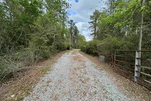 2346 New York St, Jay, FL 32565 - Photo 1