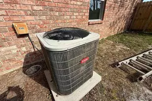 10758 Jolyne Dr, Pensacola, FL 32506 - Photo 9