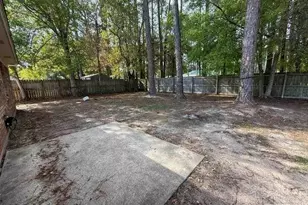 10758 Jolyne Dr, Pensacola, FL 32506 - Photo 11