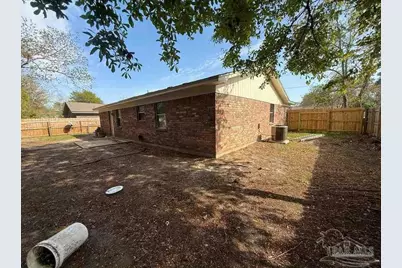 10758 Jolyne Dr, Pensacola, FL 32506 - Photo 7