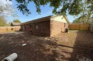 10758 Jolyne Dr, Pensacola, FL 32506 - Photo 7