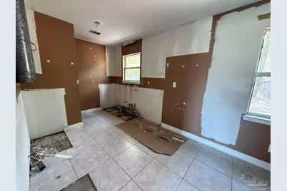 10758 Jolyne Dr, Pensacola, FL 32506 - Photo 17