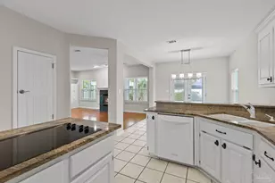 3341 Berkshire Ct, Pensacola, FL 32504 - Photo 17