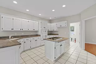 3341 Berkshire Ct, Pensacola, FL 32504 - Photo 17