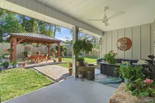 2078 Refuge Cir, Gulf Breeze, FL 32563 - Photo 33