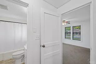 738 S E St, Pensacola, FL 32502 - Photo 11