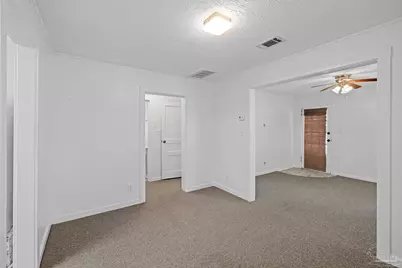 738 S E St, Pensacola, FL 32502 - Photo 7