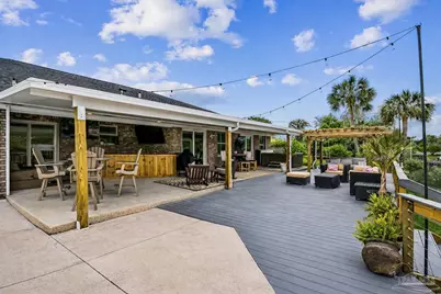 1047 Aquamarine Dr, Gulf Breeze, FL 32563 - Photo 19