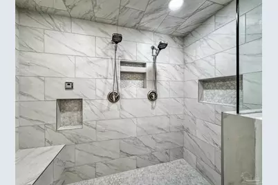 1047 Aquamarine Dr, Gulf Breeze, FL 32563 - Photo 29