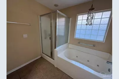 14482 Innerarity Pt Rd, Pensacola, FL 32507 - Photo 15