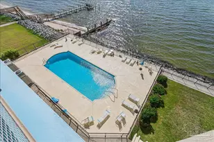 825 Bayshore Dr, Pensacola, FL 32507 - Photo 25