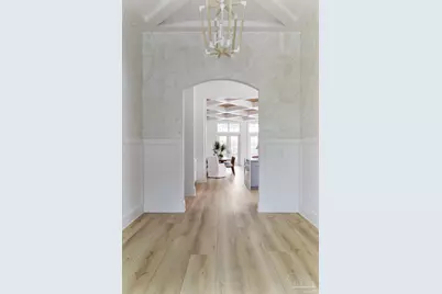 50 Highpoint Dr, Gulf Breeze, FL 32561 - Photo 3