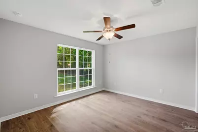 8055 El Estrecho Dr, Pensacola, FL 32514 - Photo 13