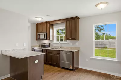 8055 El Estrecho Dr, Pensacola, FL 32514 - Photo 5