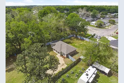 8055 El Estrecho Dr, Pensacola, FL 32514 - Photo 31