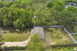 8055 El Estrecho Dr, Pensacola, FL 32514 - Photo 7