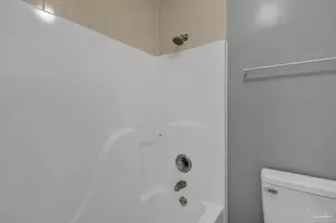 152 Carrier Dr, Pensacola, FL 32506 - Photo 25