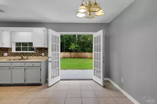 152 Carrier Dr, Pensacola, FL 32506 - Photo 15