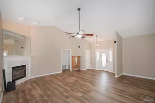 6073 Breckenridge Dr, Milton, FL 32570 - Photo 9