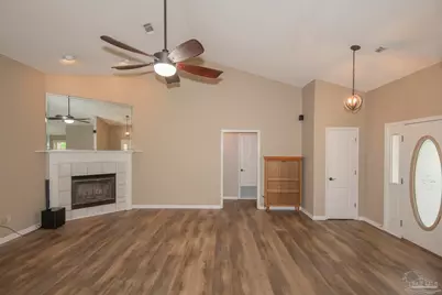 6073 Breckenridge Dr, Milton, FL 32570 - Photo 13