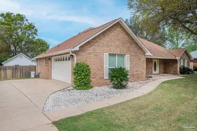 6073 Breckenridge Dr, Milton, FL 32570 - Photo 7