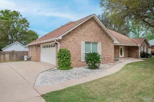 6073 Breckenridge Dr, Milton, FL 32570 - Photo 7