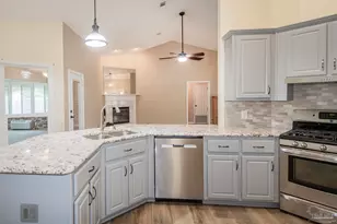 6073 Breckenridge Dr, Milton, FL 32570 - Photo 17