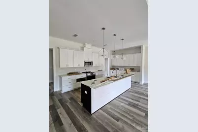 5529 Chenier Dr, Gulf Breeze, FL 32563 - Photo 11