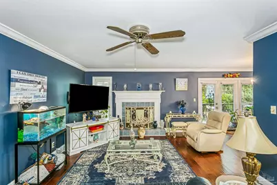 4831 E Olive Rd #2D, Pensacola, FL 32514 - Photo 11