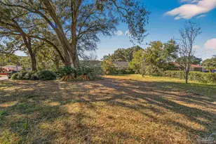 2933 Breckenridge Dr, Pensacola, FL 32526 - Photo 5