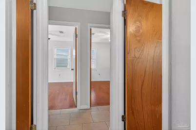 2933 Breckenridge Dr, Pensacola, FL 32526 - Photo 11