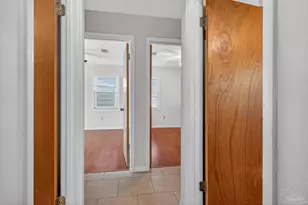 2933 Breckenridge Dr, Pensacola, FL 32526 - Photo 11