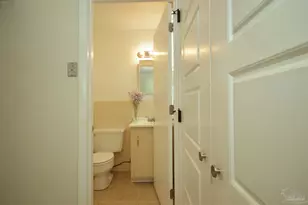 201 Pensacola Beach Rd, Gulf Breeze, FL 32561 - Photo 9