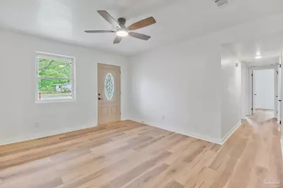 919 Crystal Springs Ave, Pensacola, FL 32505 - Photo 3